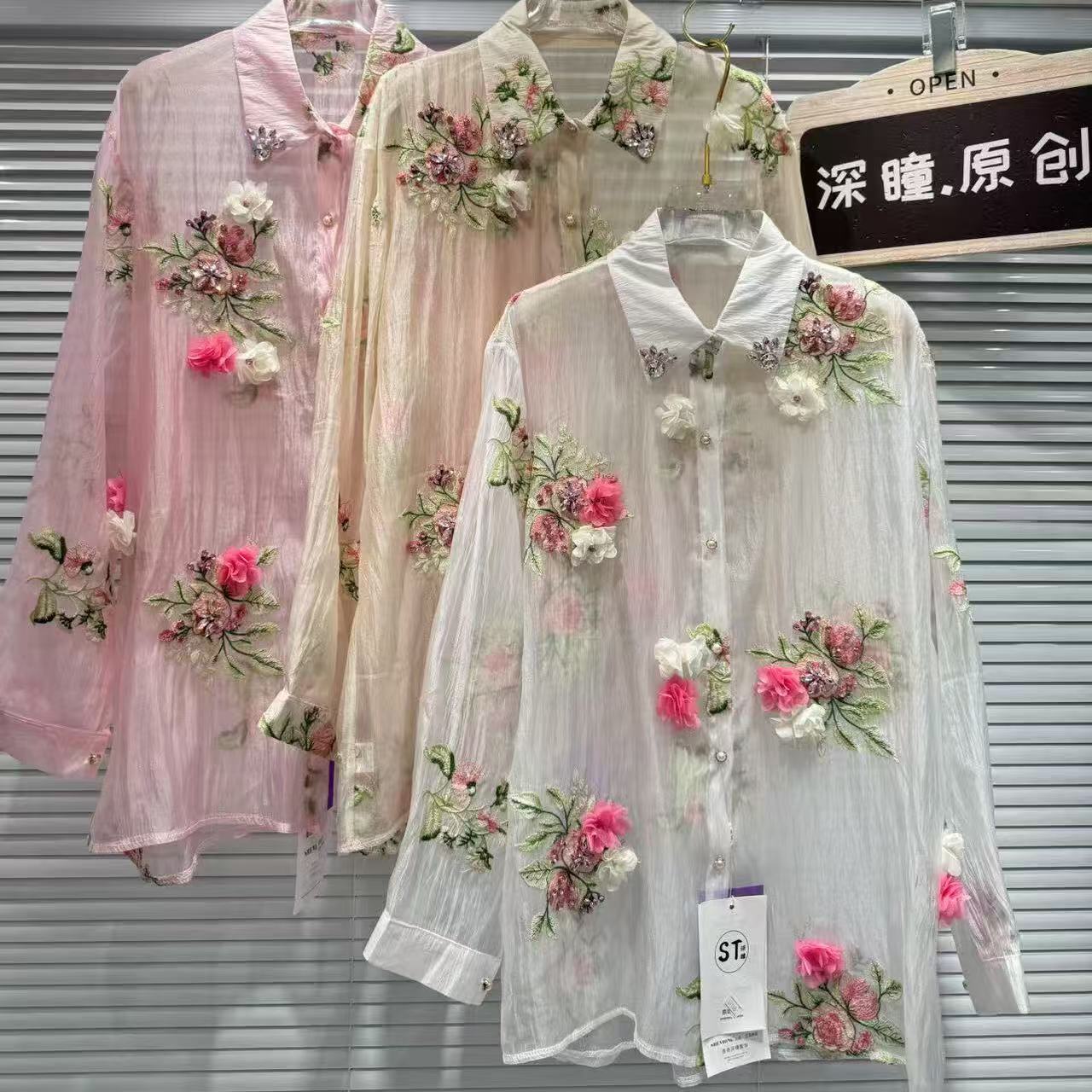 Luxury Style Flowers Embroider - đánh giá và giá Luxury Lifestyle Women